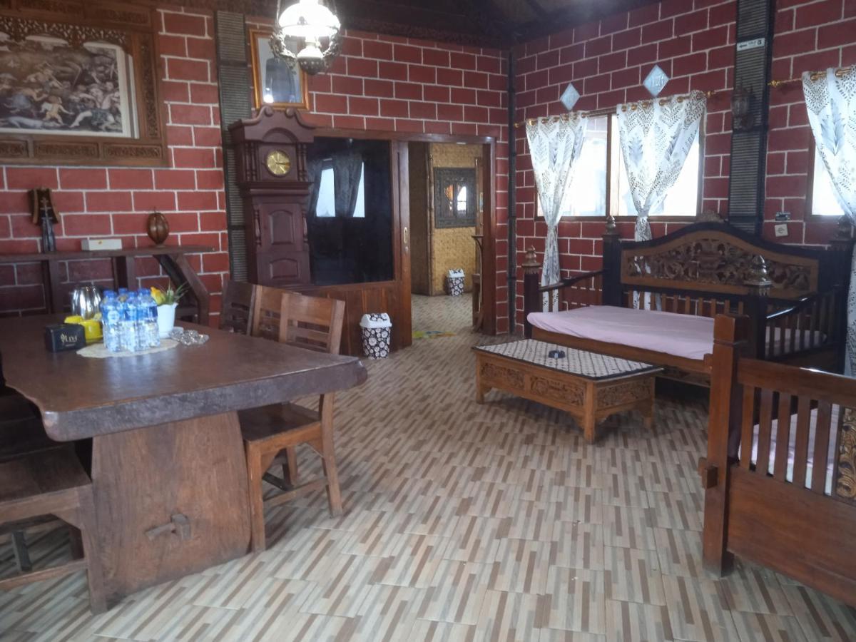 Yoschi'S Hotel Bromo Ngadisari Buitenkant foto