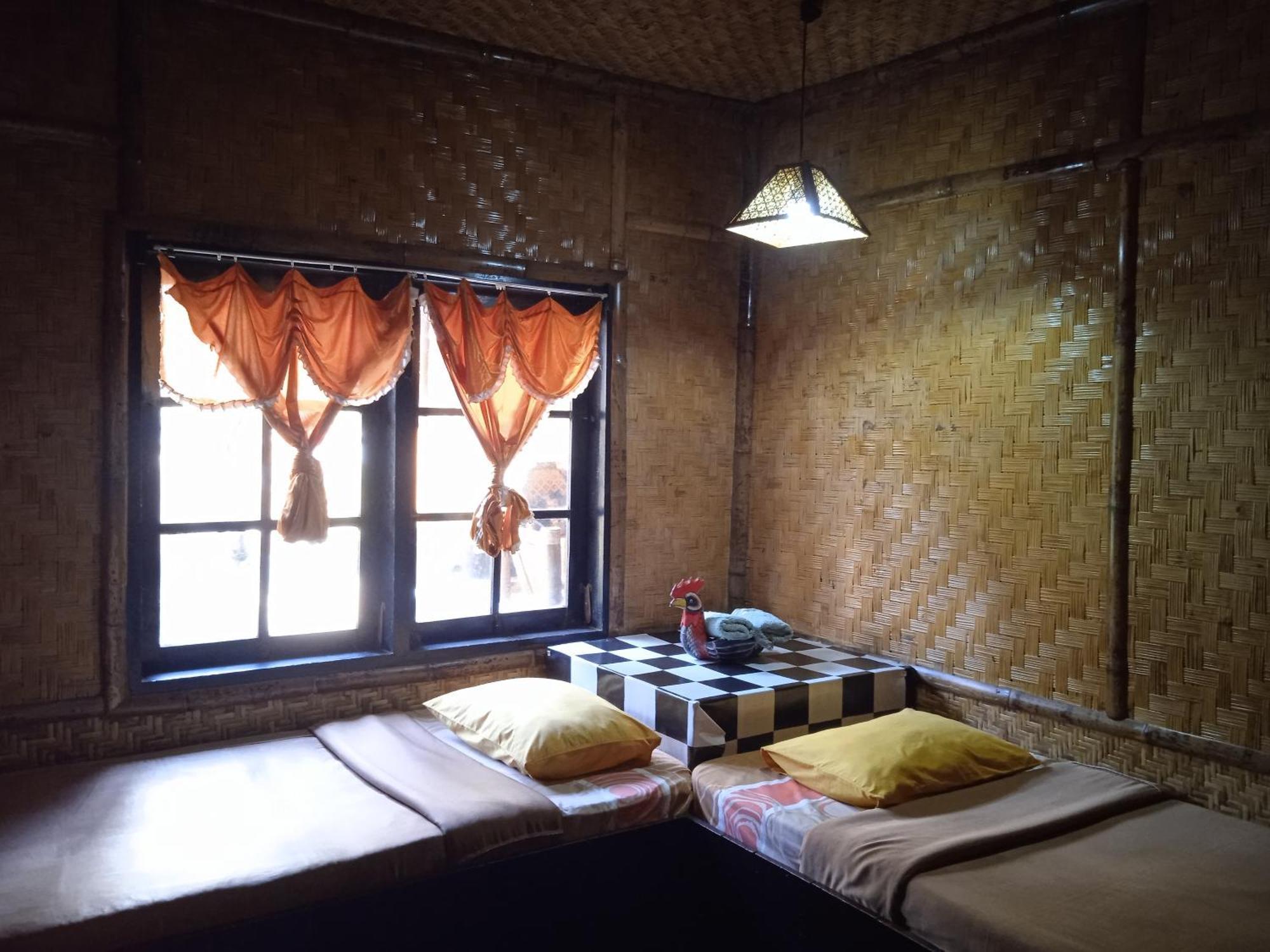 Yoschi'S Hotel Bromo Ngadisari Buitenkant foto