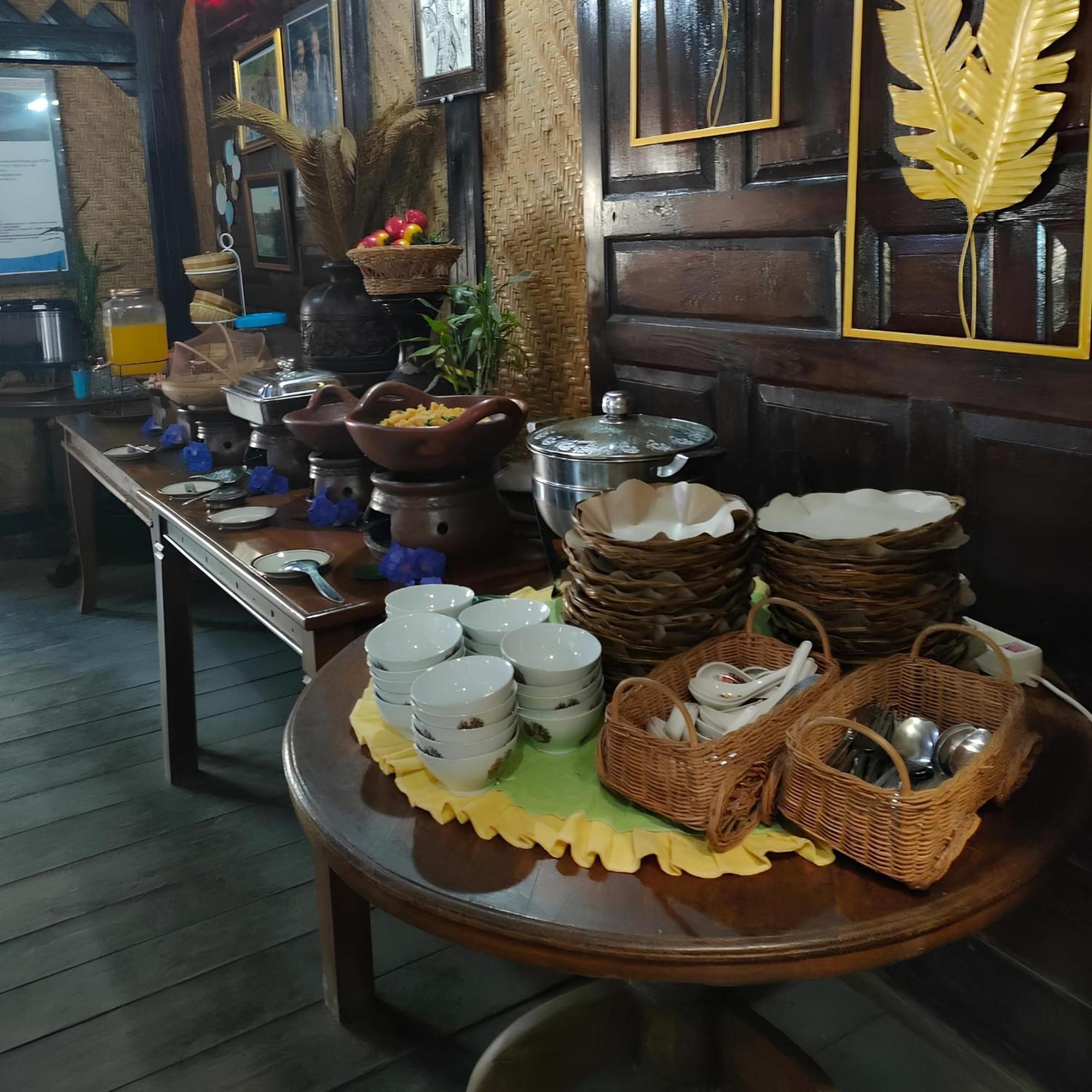 Yoschi'S Hotel Bromo Ngadisari Buitenkant foto